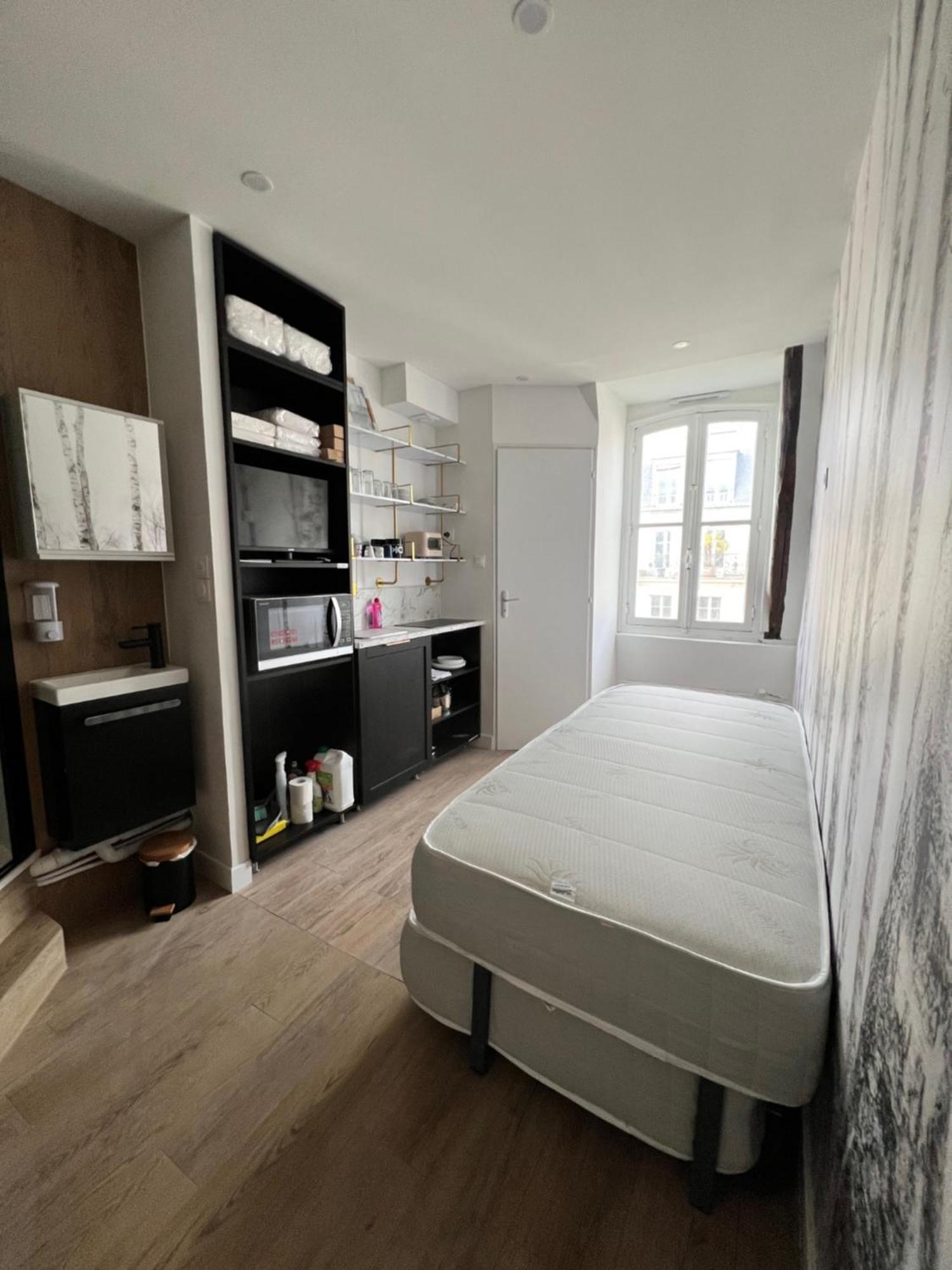 Batignolles, Montmartre Chambre 12M2 , Metro 13 Et 14 Paris Eksteriør bilde